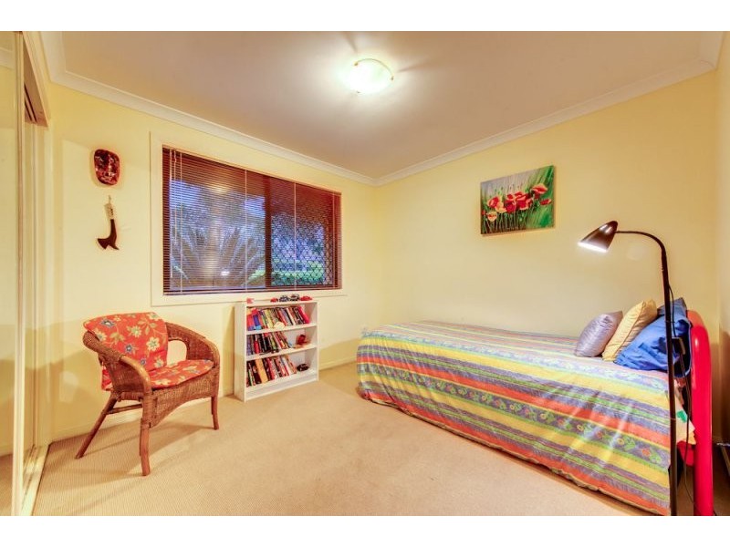 18 Hawkes Avenue, Arana Hills QLD 4054