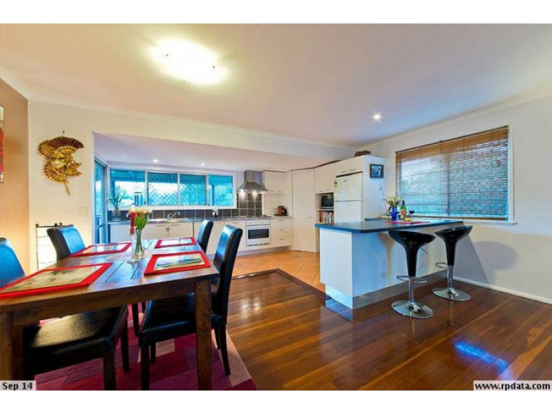 82 Narellan Street, Arana Hills QLD 4054