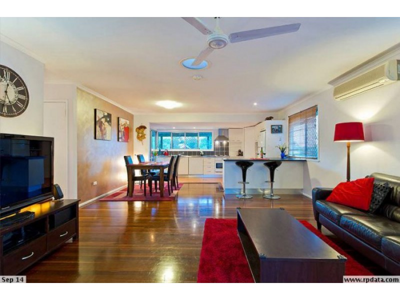 82 Narellan Street, Arana Hills QLD 4054