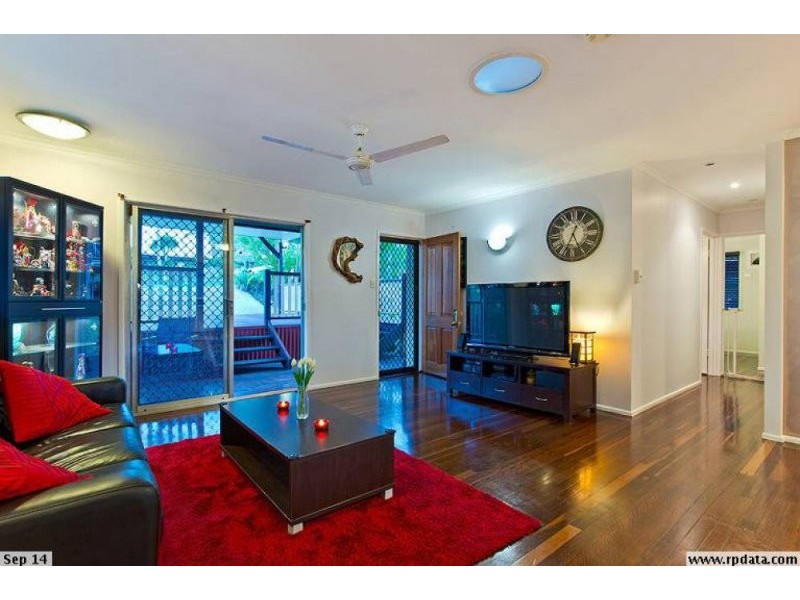 82 Narellan Street, Arana Hills QLD 4054