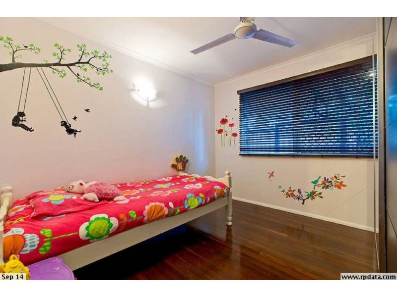 82 Narellan Street, Arana Hills QLD 4054