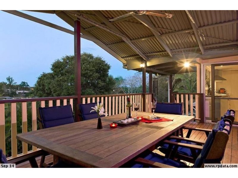 82 Narellan Street, Arana Hills QLD 4054