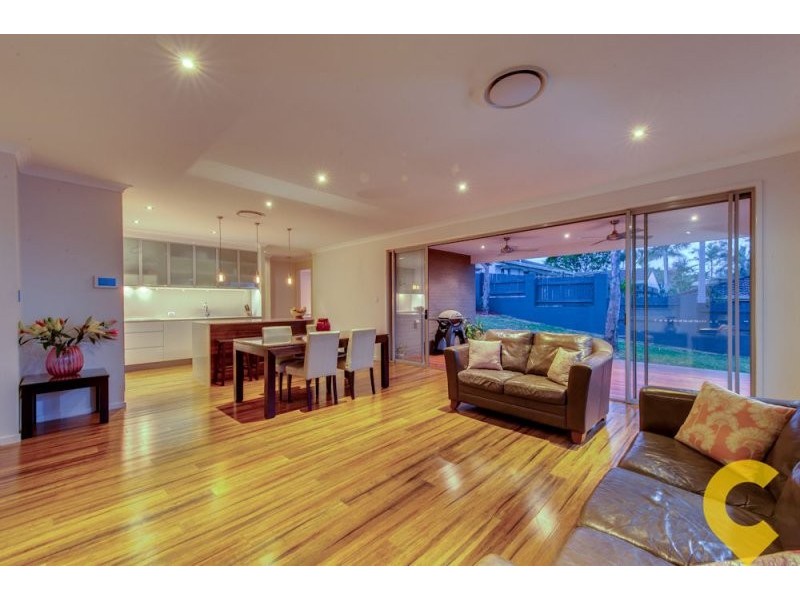 6 Hughes Street, Mcdowall QLD 4053