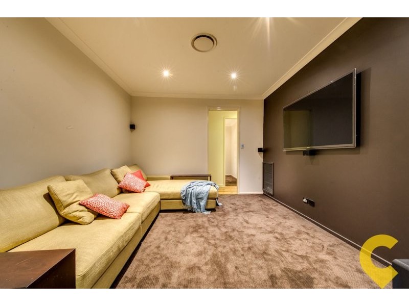 6 Hughes Street, Mcdowall QLD 4053