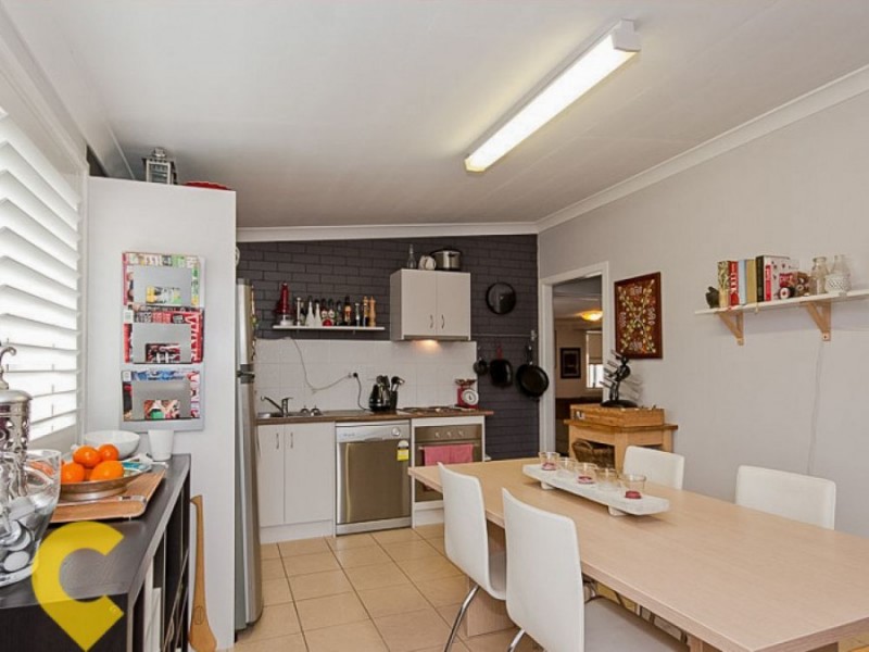 1/211 Webster Road, Stafford QLD 4053