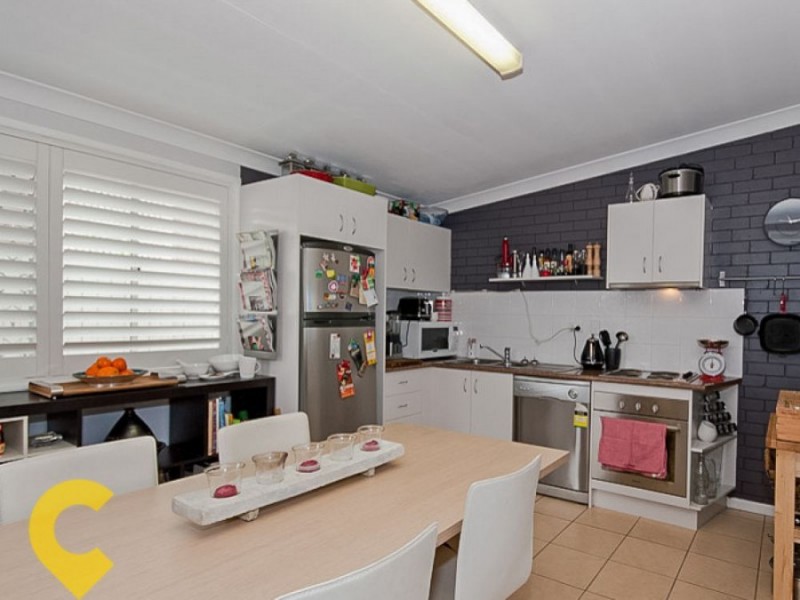 1/211 Webster Road, Stafford QLD 4053