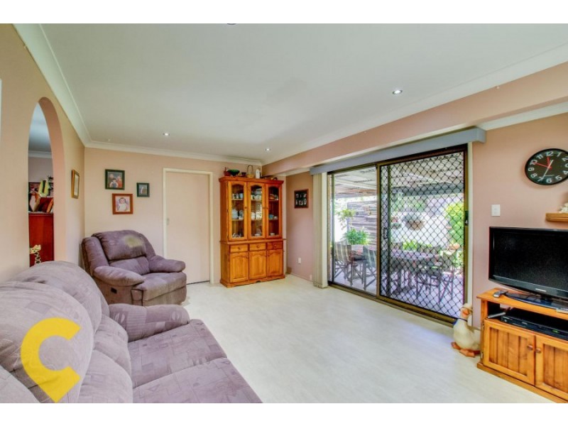 9 Leckmy Street, Ferny Grove QLD 4055