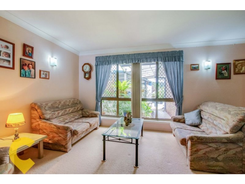 9 Leckmy Street, Ferny Grove QLD 4055