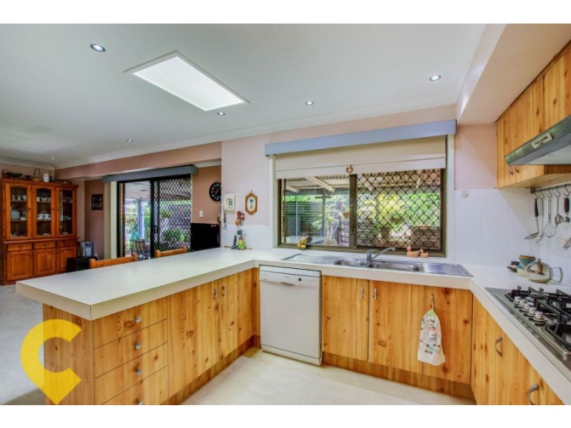 9 Leckmy Street, Ferny Grove QLD 4055