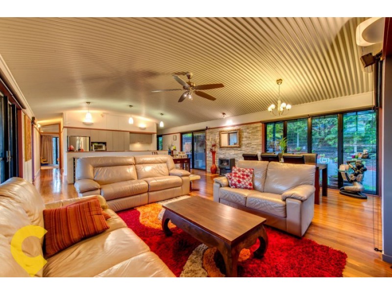 36 Blackwood Drive, Arana Hills QLD 4054