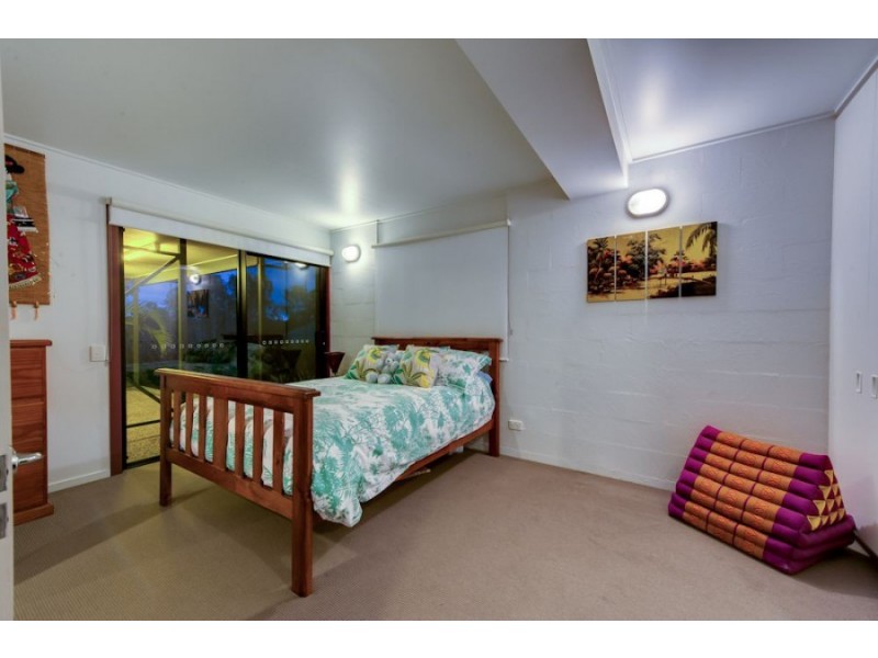 36 Blackwood Drive, Arana Hills QLD 4054