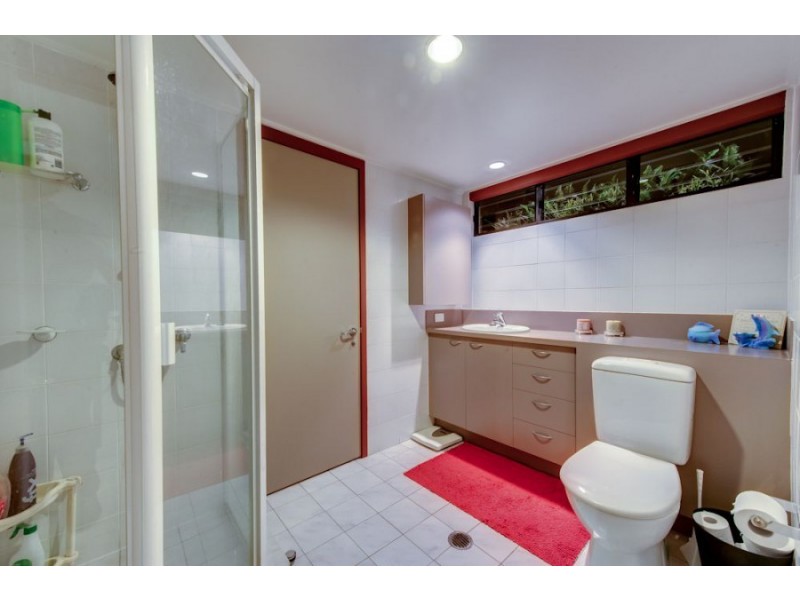 36 Blackwood Drive, Arana Hills QLD 4054