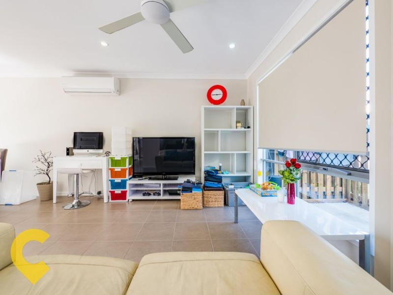 18 Warrumbungle Pde, Fitzgibbon QLD 4018