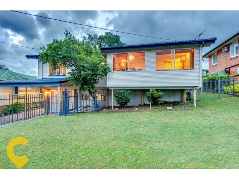 20 Elaroo Crescent, Ferny Hills QLD 4055