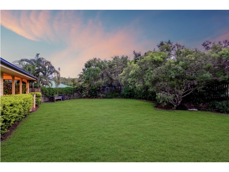 5 Silverwood Court, Ferny Hills QLD 4055