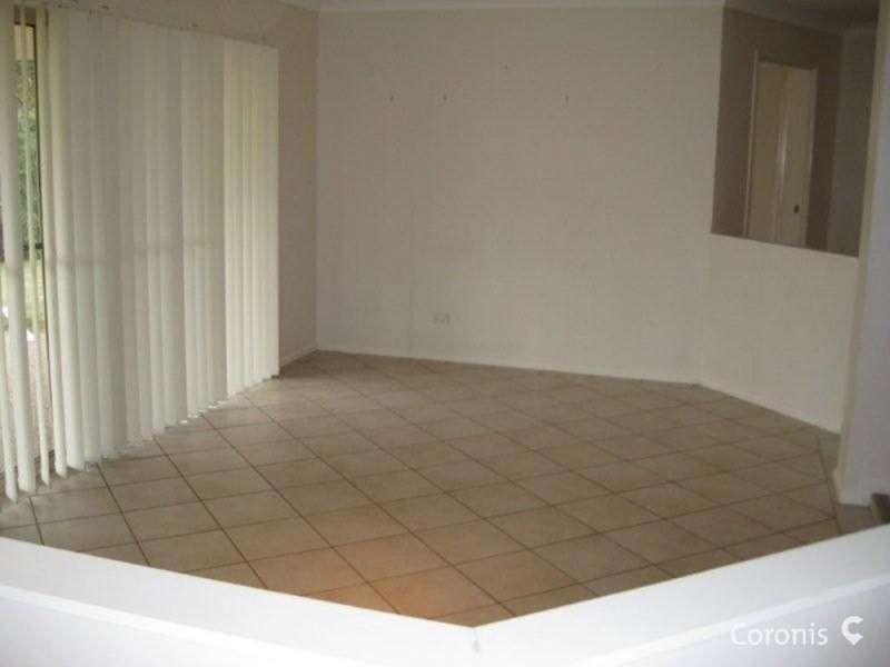 81 Hillenvale Avenue, Arana Hills QLD 4054