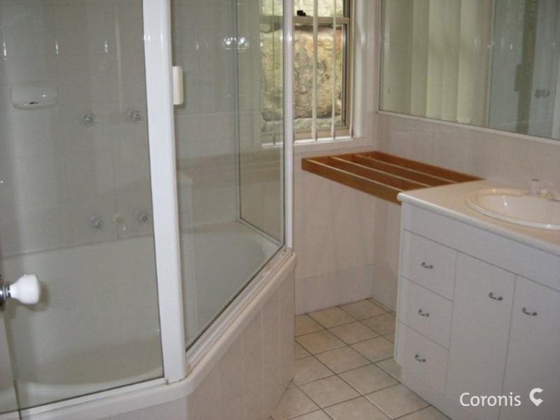 81 Hillenvale Avenue, Arana Hills QLD 4054