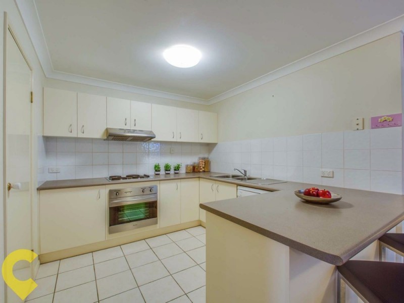 11 Warrigal Place, Arana Hills QLD 4054