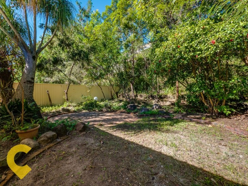 22 Yathong Court, Arana Hills QLD 4054