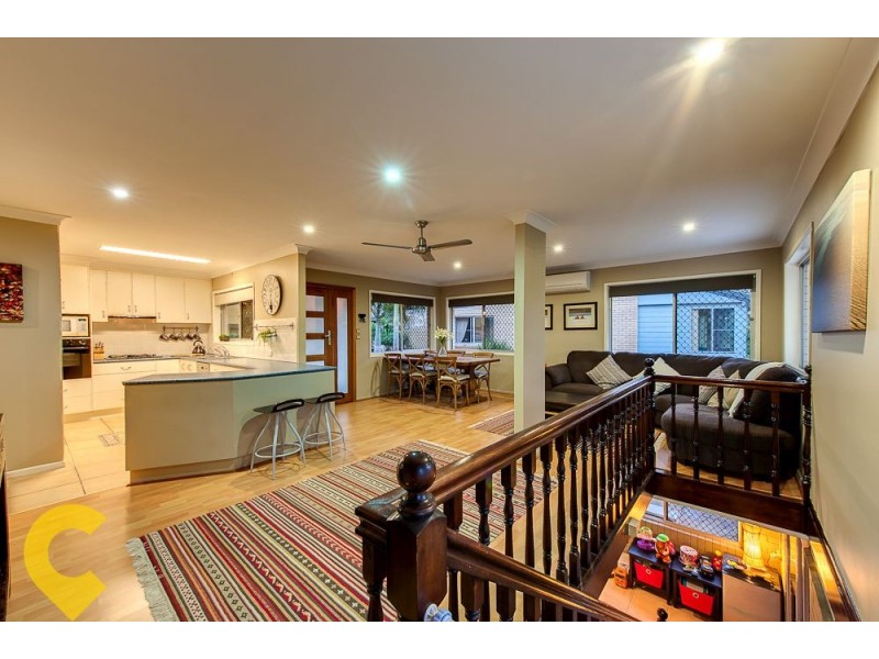 69 Plucks Rd, Arana Hills QLD 4054