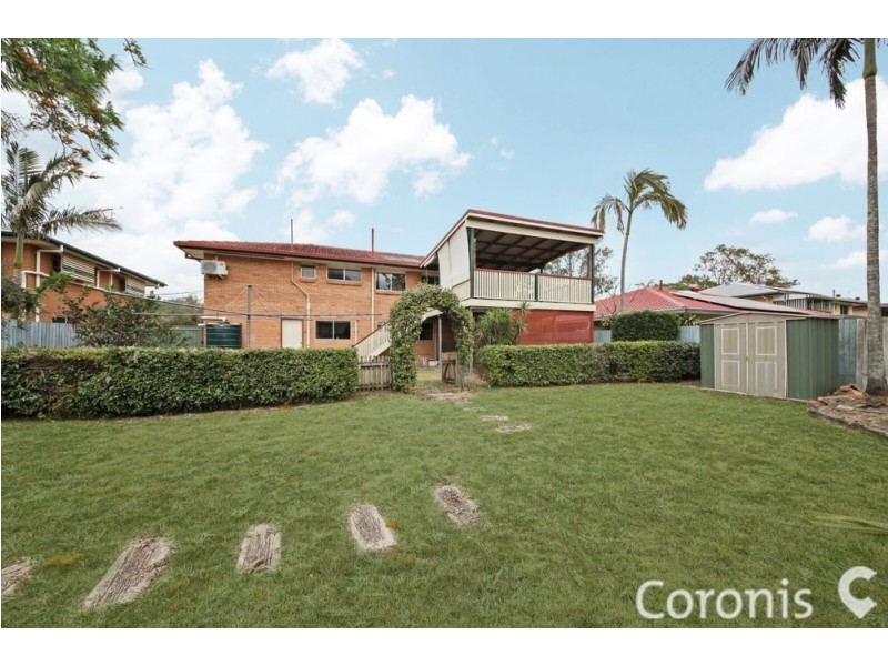 11 McGinn Road, Ferny Grove QLD 4055