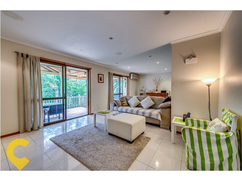 5 Eveleigh Street, Arana Hills QLD 4054