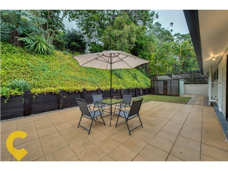 27 Tarcoola Avenue, Ferny Hills QLD 4055