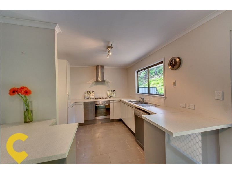 27 Tarcoola Avenue, Ferny Hills QLD 4055