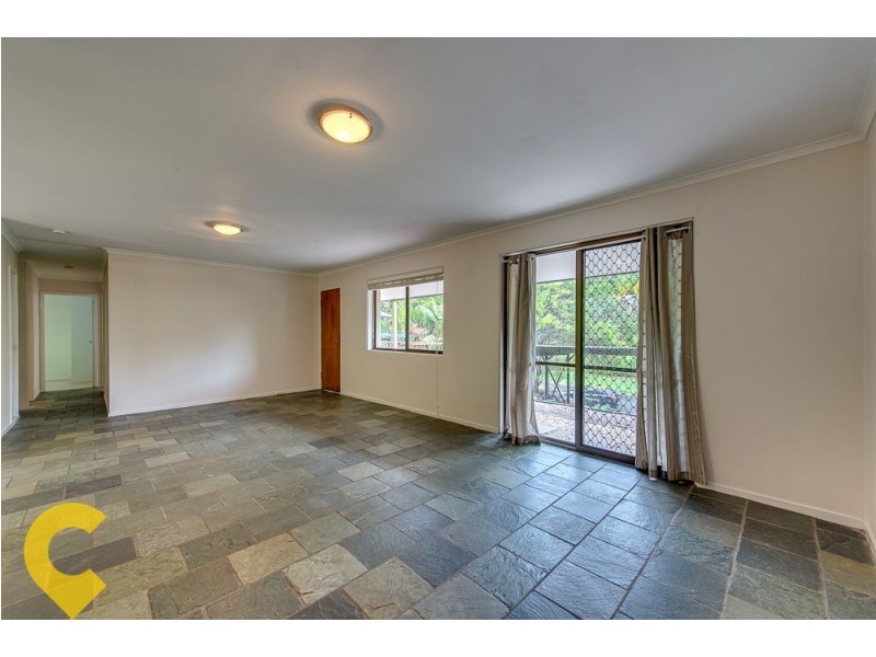 27 Tarcoola Avenue, Ferny Hills QLD 4055