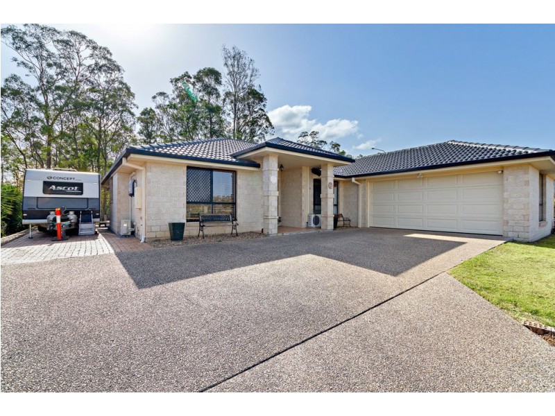 87 Hillenvale Avenue, Arana Hills QLD 4054