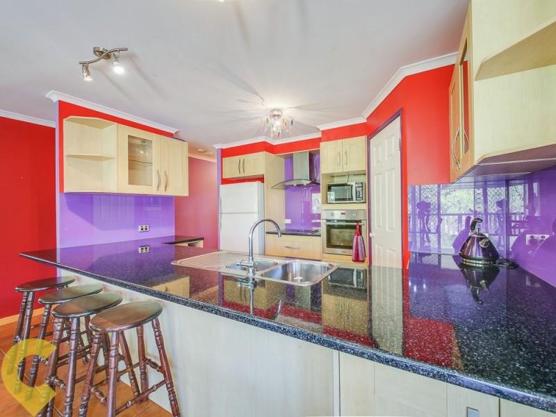 25 Woodtop Court, Ferny Hills QLD 4055