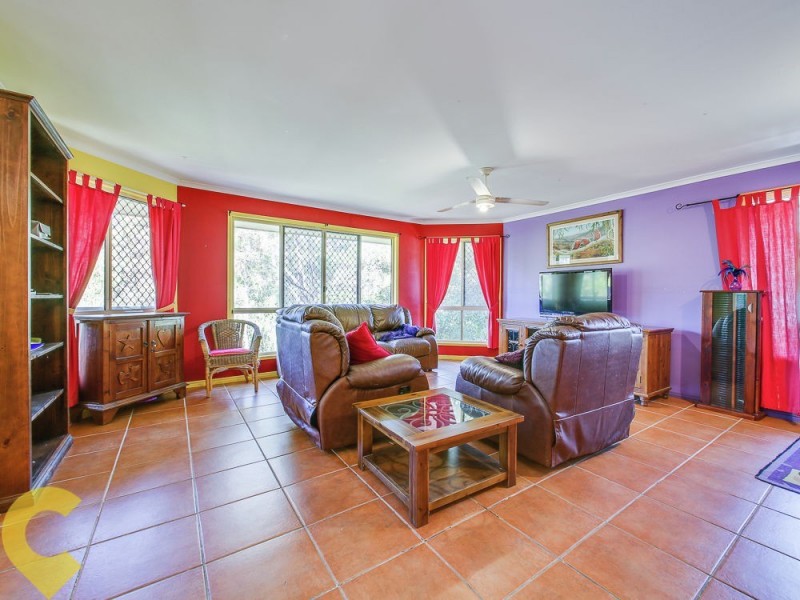 25 Woodtop Court, Ferny Hills QLD 4055