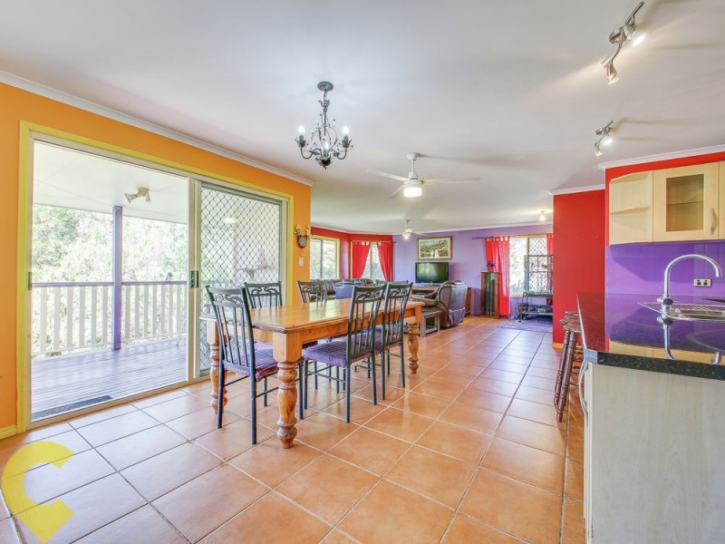 25 Woodtop Court, Ferny Hills QLD 4055