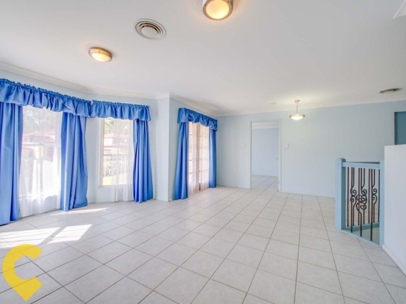 22 Bunyaville Close, Arana Hills QLD 4054