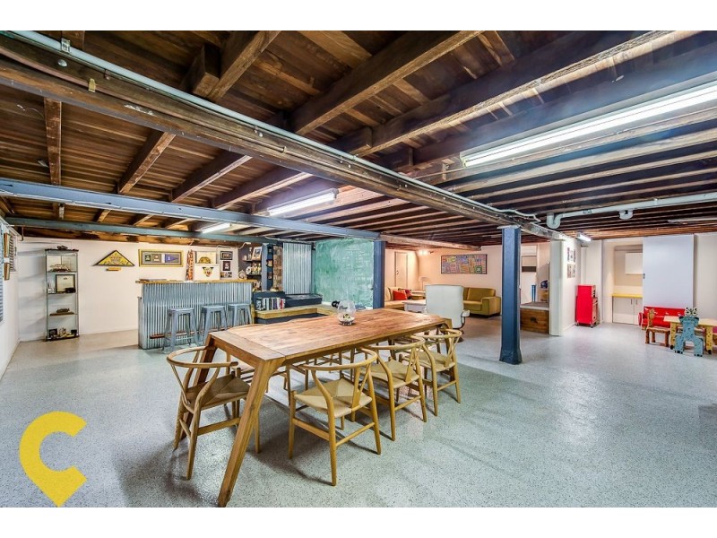 69 Yanderra Avenue, Arana Hills QLD 4054