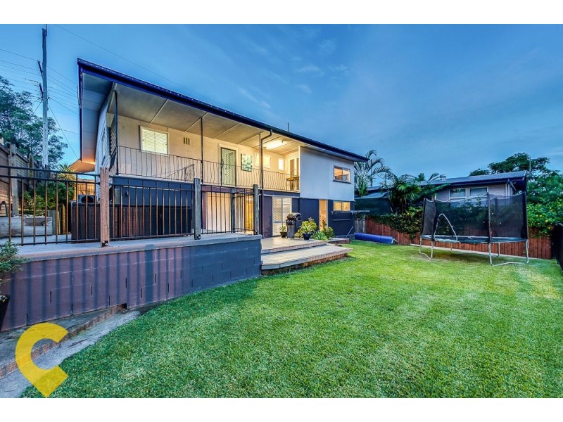 69 Yanderra Avenue, Arana Hills QLD 4054