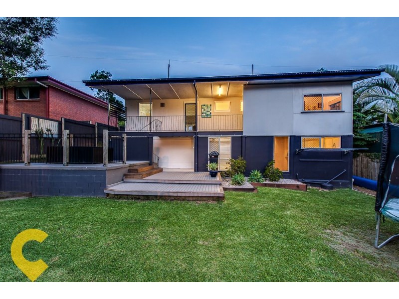 69 Yanderra Avenue, Arana Hills QLD 4054