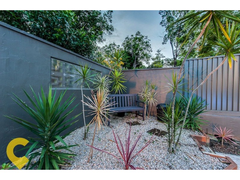 69 Yanderra Avenue, Arana Hills QLD 4054