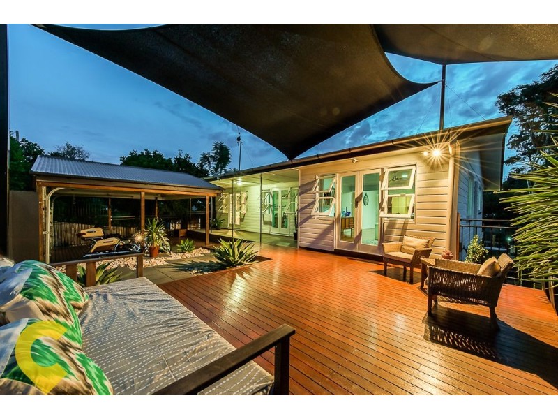 69 Yanderra Avenue, Arana Hills QLD 4054