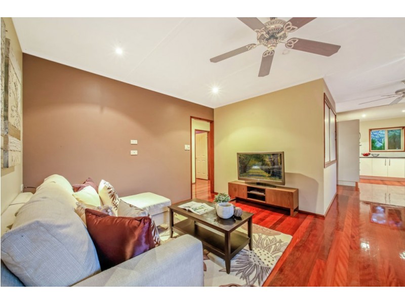 37 Joalah Crescent, Ferny Hills QLD 4055