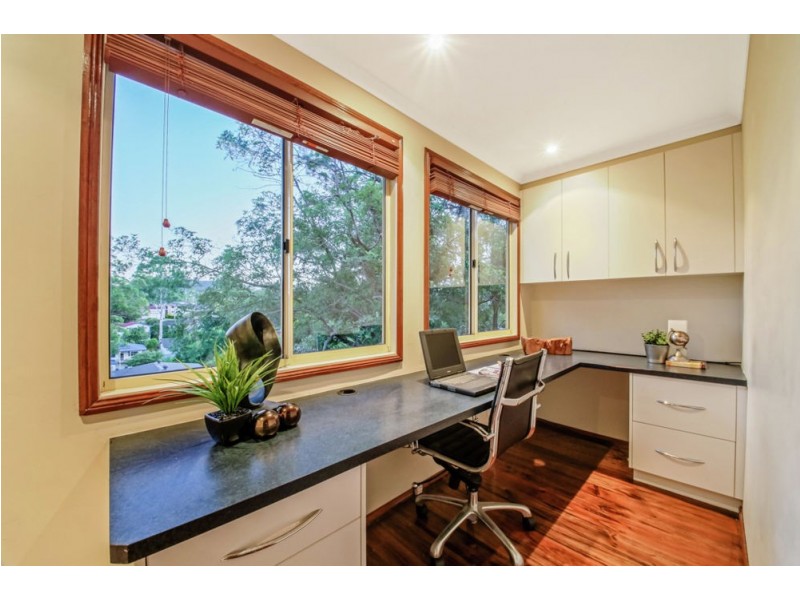 37 Joalah Crescent, Ferny Hills QLD 4055