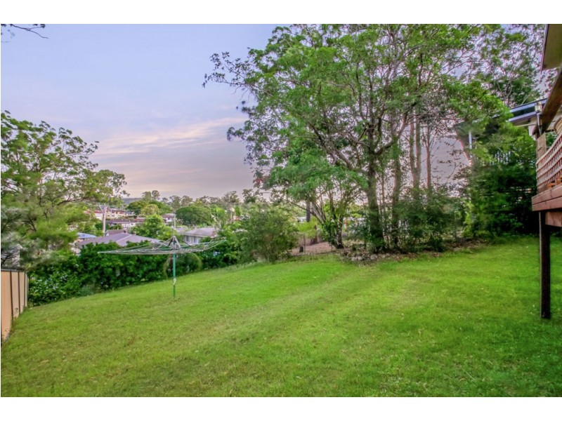 37 Joalah Crescent, Ferny Hills QLD 4055