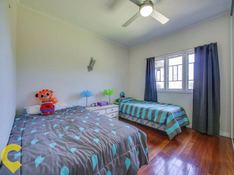 46 Leslie Street, Arana Hills QLD 4054