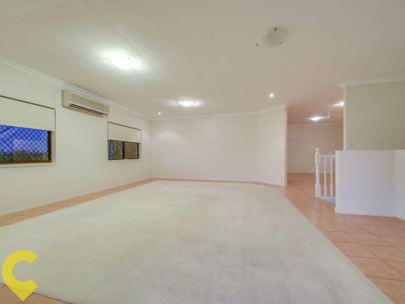 39 Strathmere Place, Upper Kedron QLD 4055