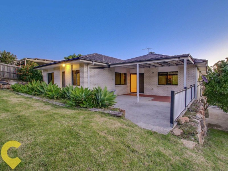 39 Strathmere Place, Upper Kedron QLD 4055