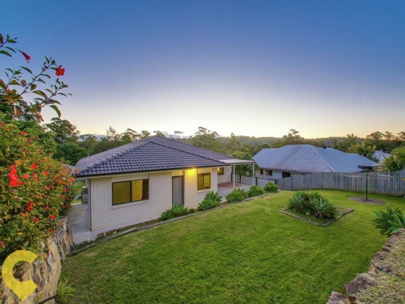 39 Strathmere Place, Upper Kedron QLD 4055