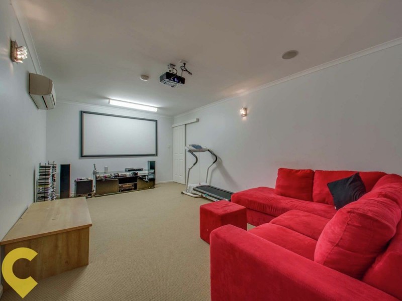 36 Henderson Road, Everton Hills QLD 4053