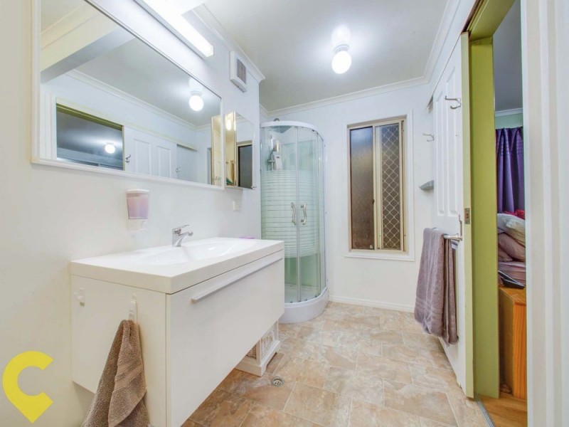 36 Henderson Road, Everton Hills QLD 4053