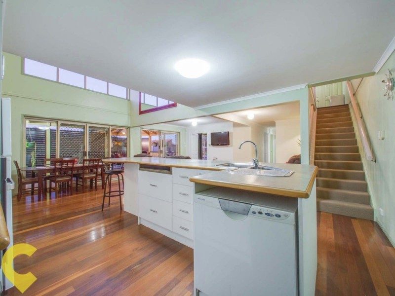 36 Henderson Road, Everton Hills QLD 4053