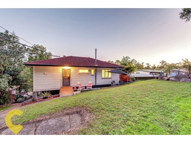 38 Cobbity Crescent, Arana Hills QLD 4054